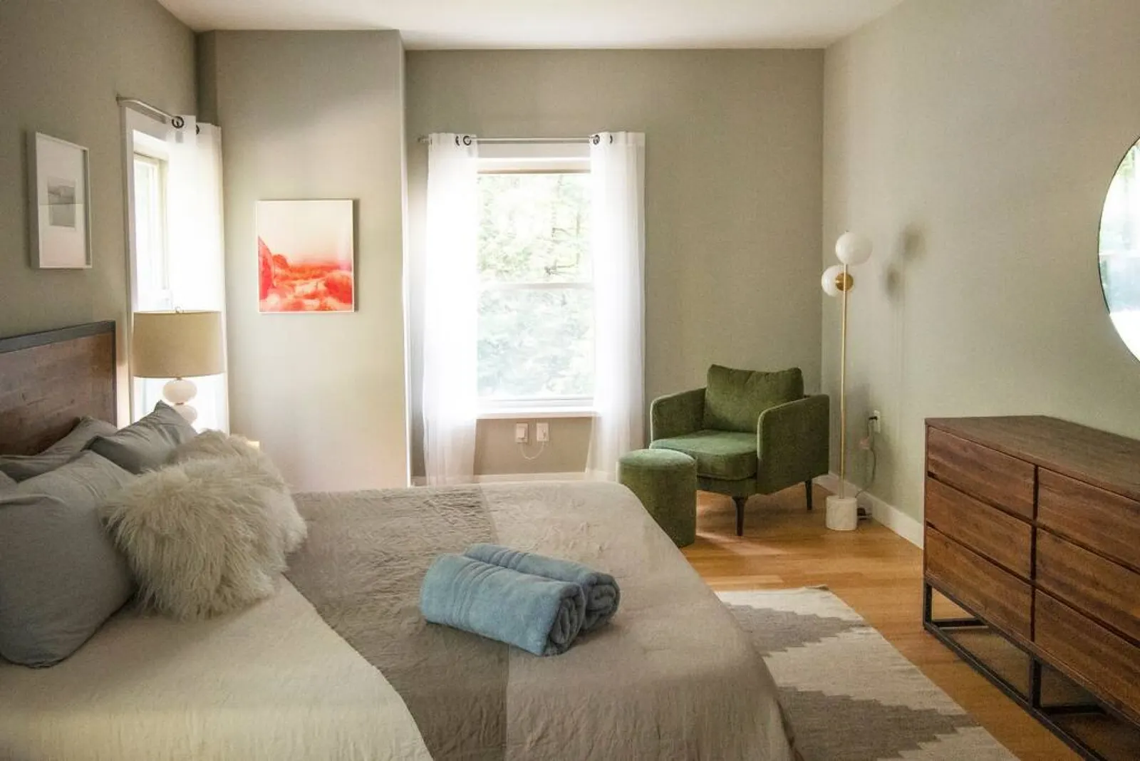 Highwoods Retreat Contemporary 3 bd/2 ba, 10 minutes to Woodstock 18