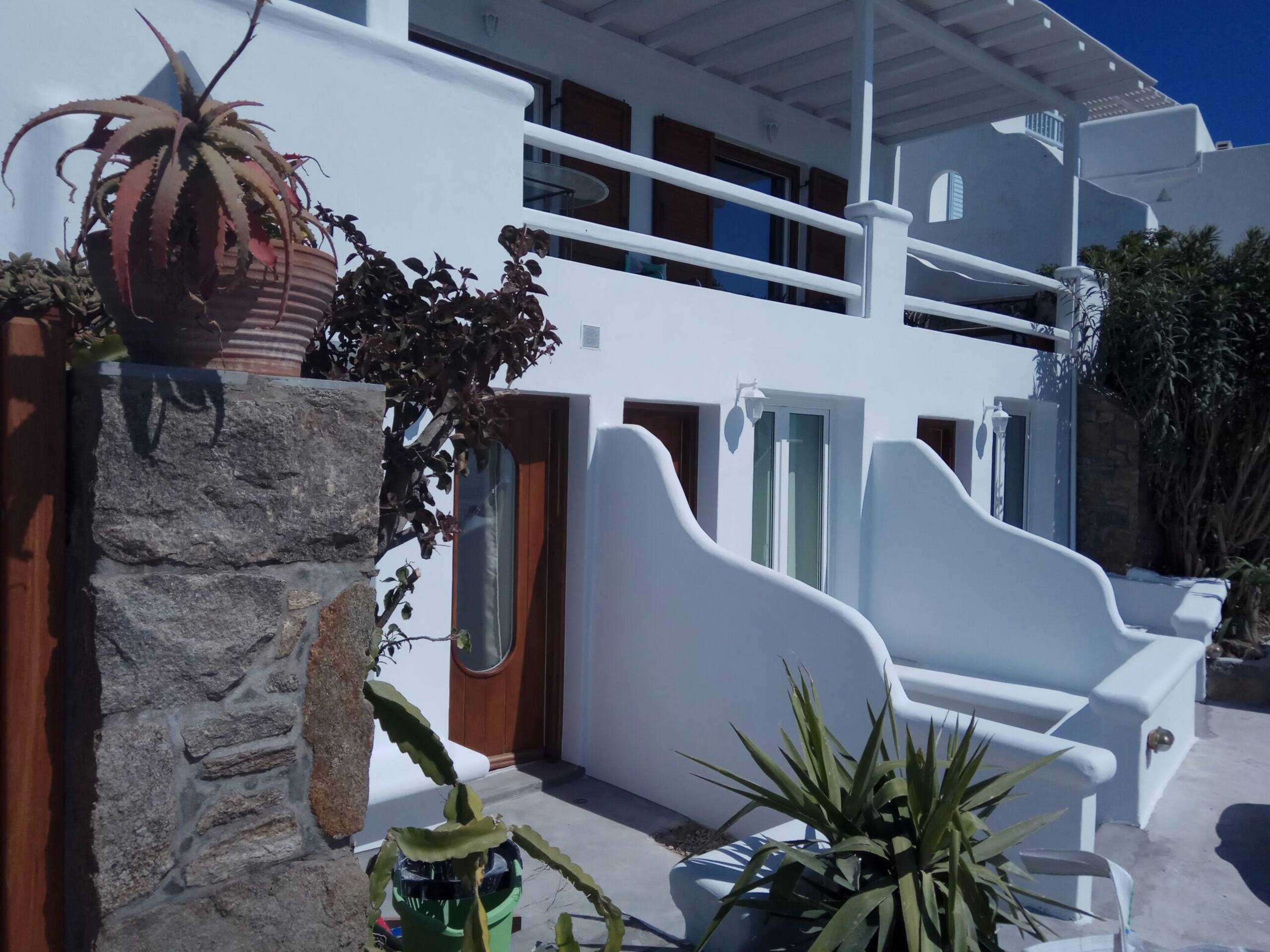 VILLA ELINA suite  for 4 people near the port 9