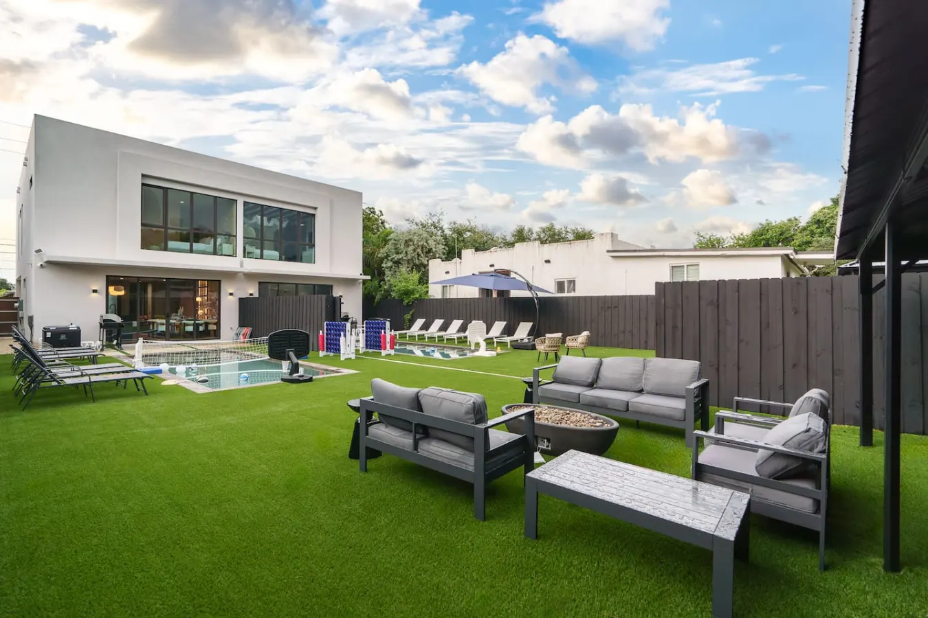20% Off NEW Central Miami Stylish Villa w/Pool!