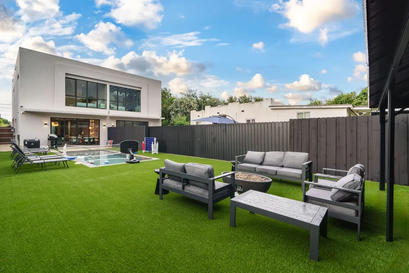 20% Off NEW Central Miami Stylish Villa w/Pool! 8