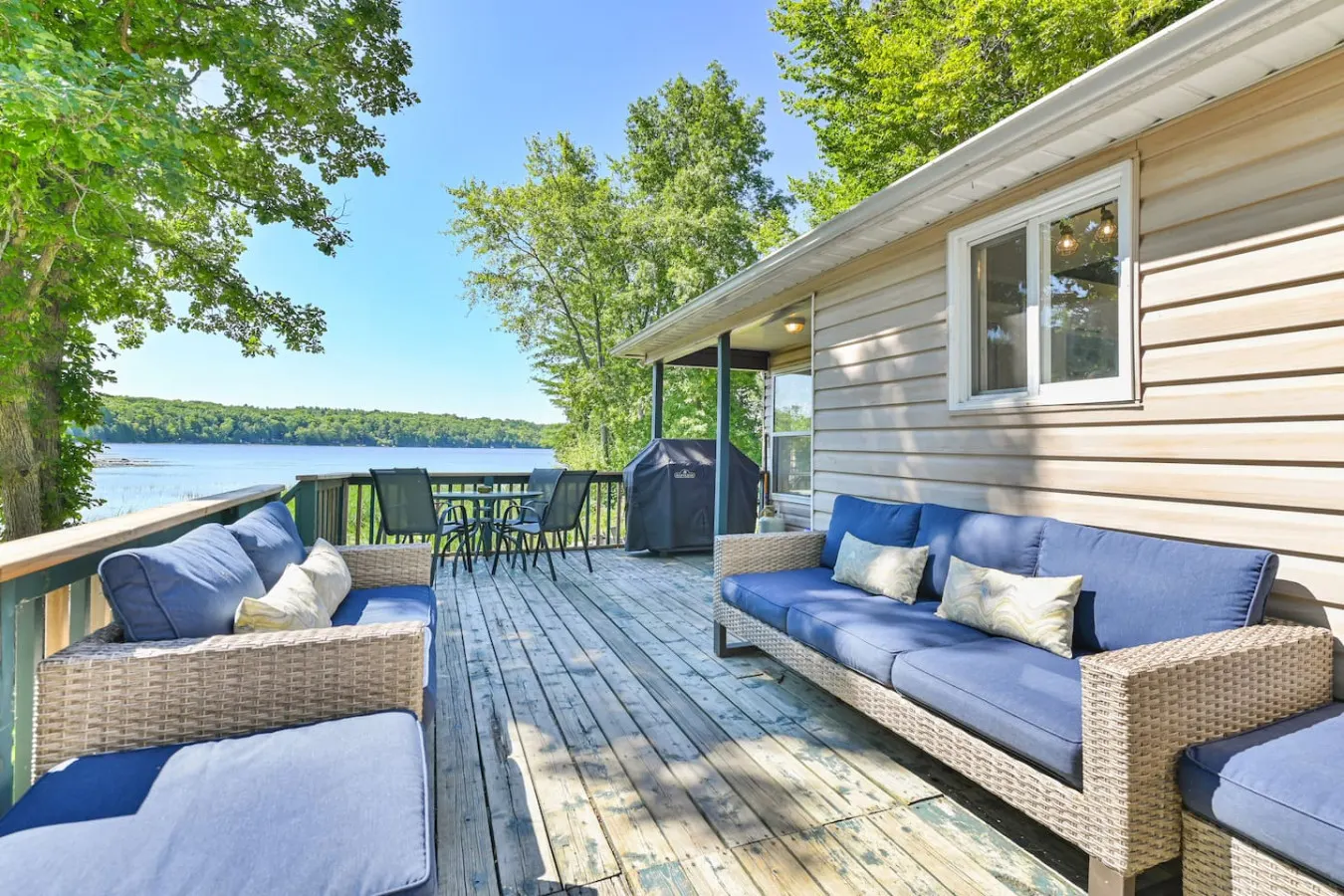 The Lakeview 18