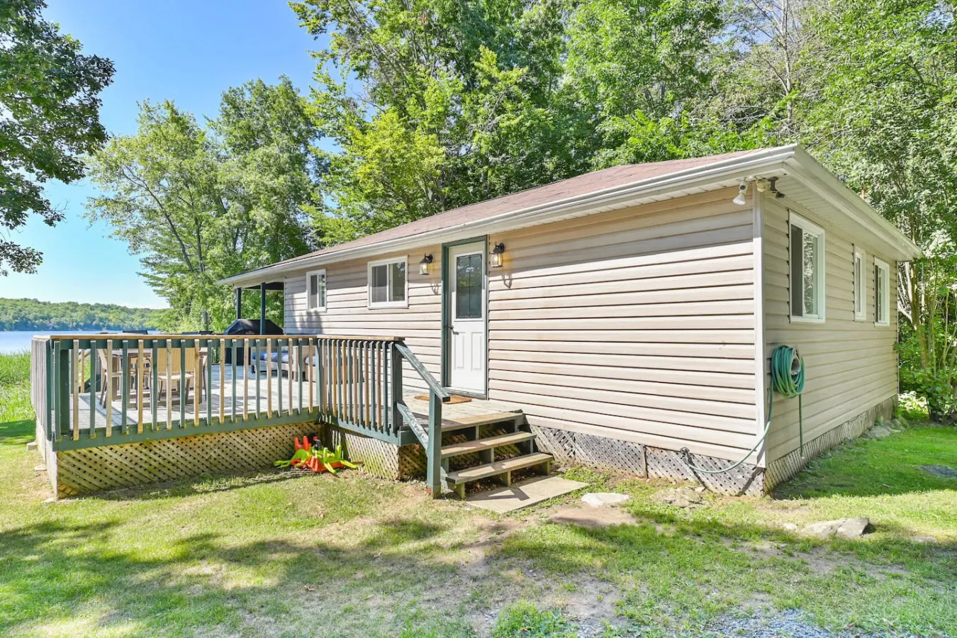 The Lakeview 20