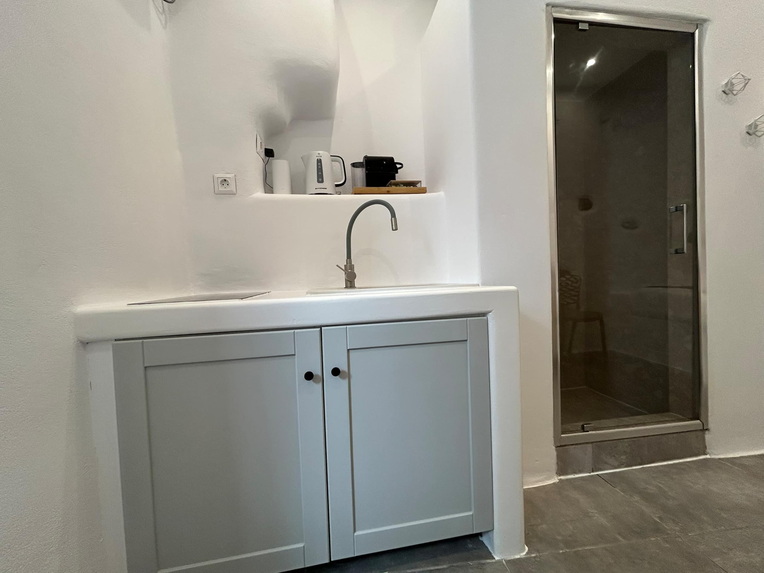 Aura Suite 6
