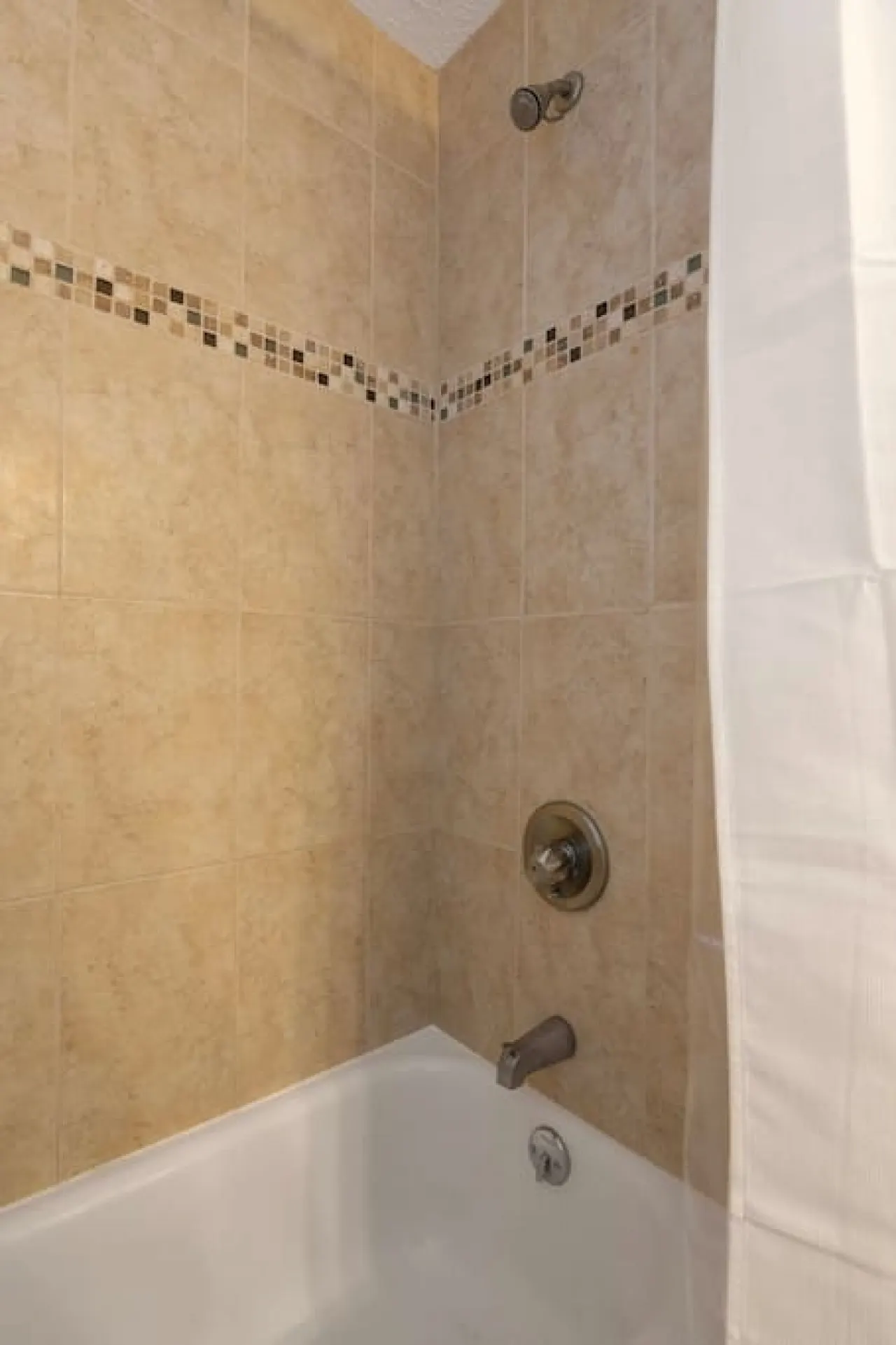 Adorable Mt Adams 2BR near it all 20