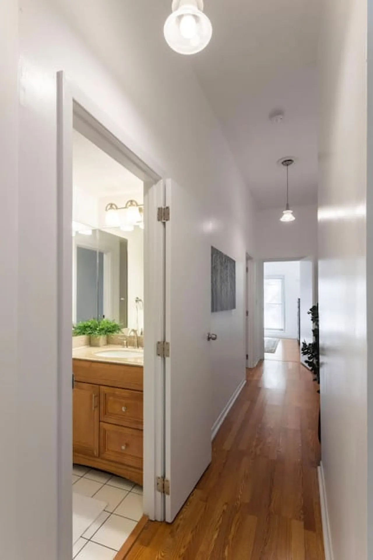 Adorable Mt Adams 2BR near it all 6
