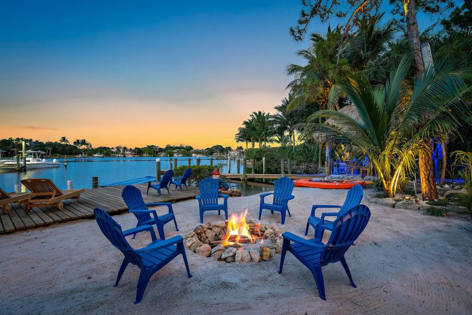 The River House, Boston Whaler Boat Included, Private Beach! 20
