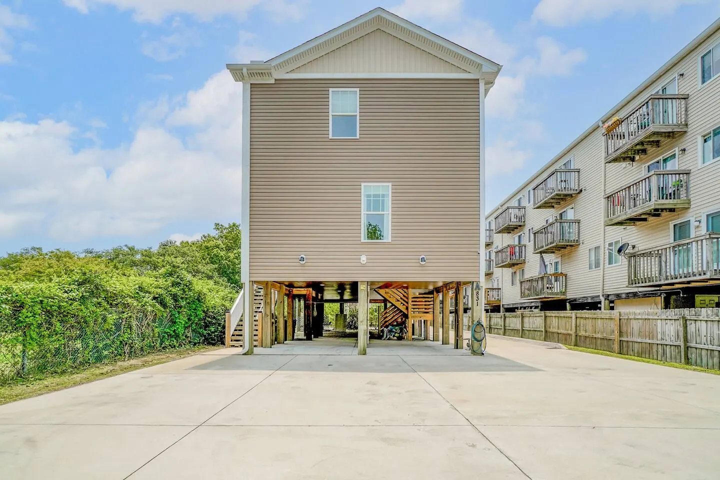Willoughby Beach 4BR Home • Sleeps 8