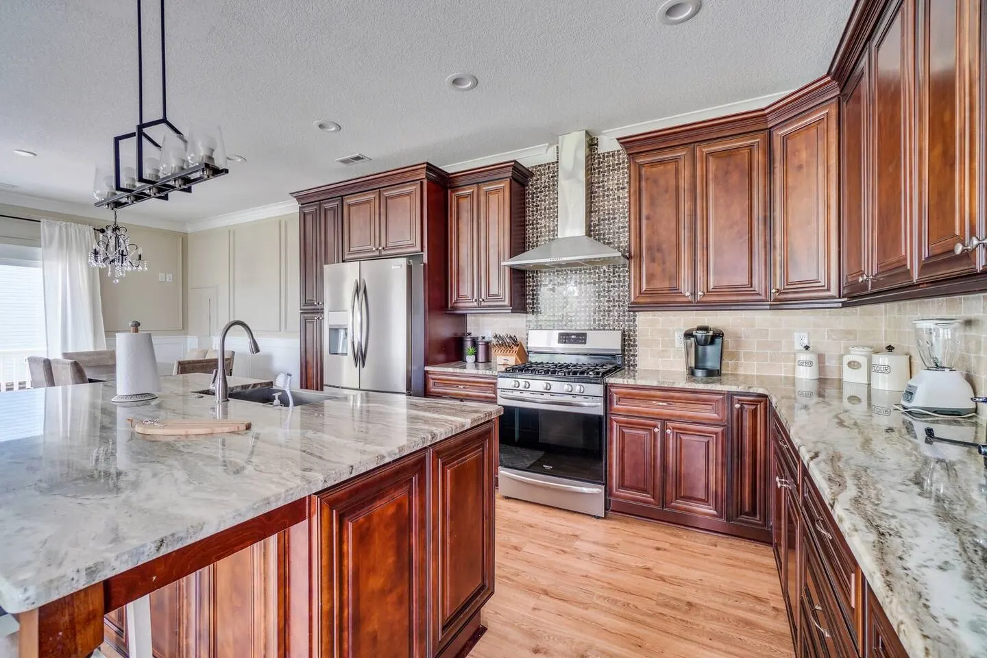 Willoughby Beach 4BR Home Sleeps 8 13