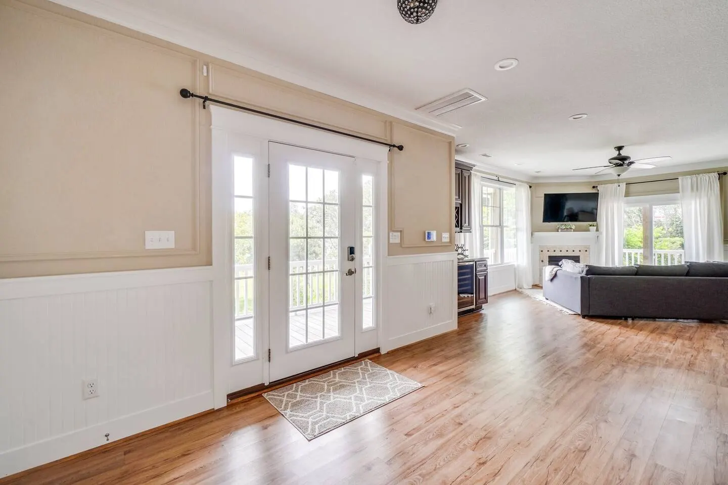 Willoughby Beach 4BR Home Sleeps 8 8