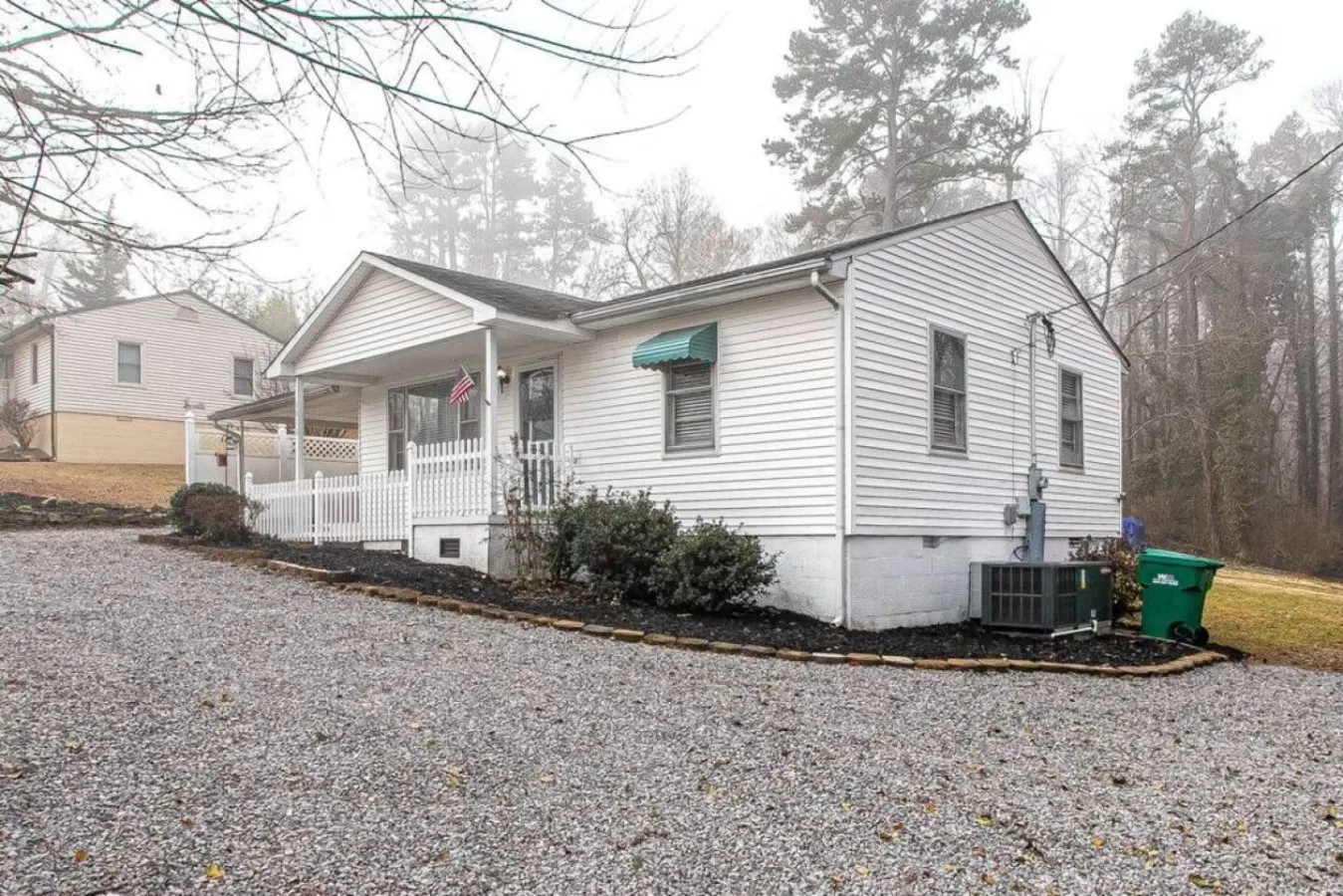 Charming West Knox Cottage w/ Carport & Patio — photo 2