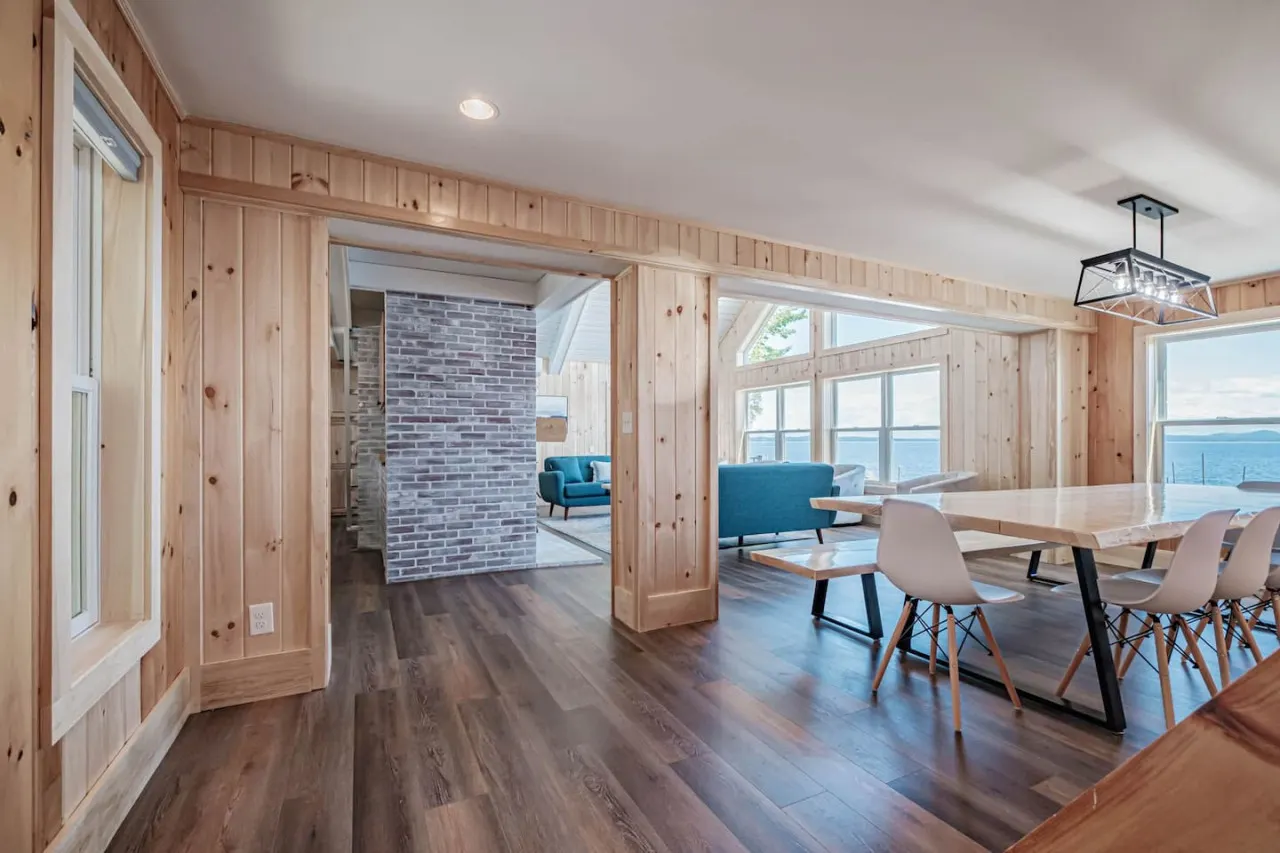 Sebago Sunrise- Luxury Lakefront on Sebago - dock/mooring+ kayaks 10