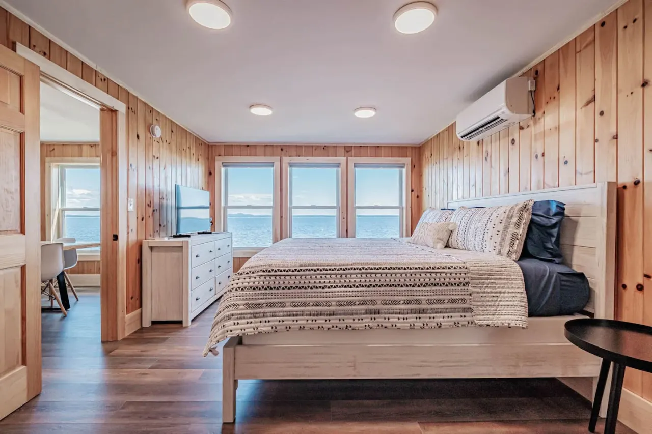 Sebago Sunrise- Luxury Lakefront on Sebago - dock/mooring+ kayaks 20
