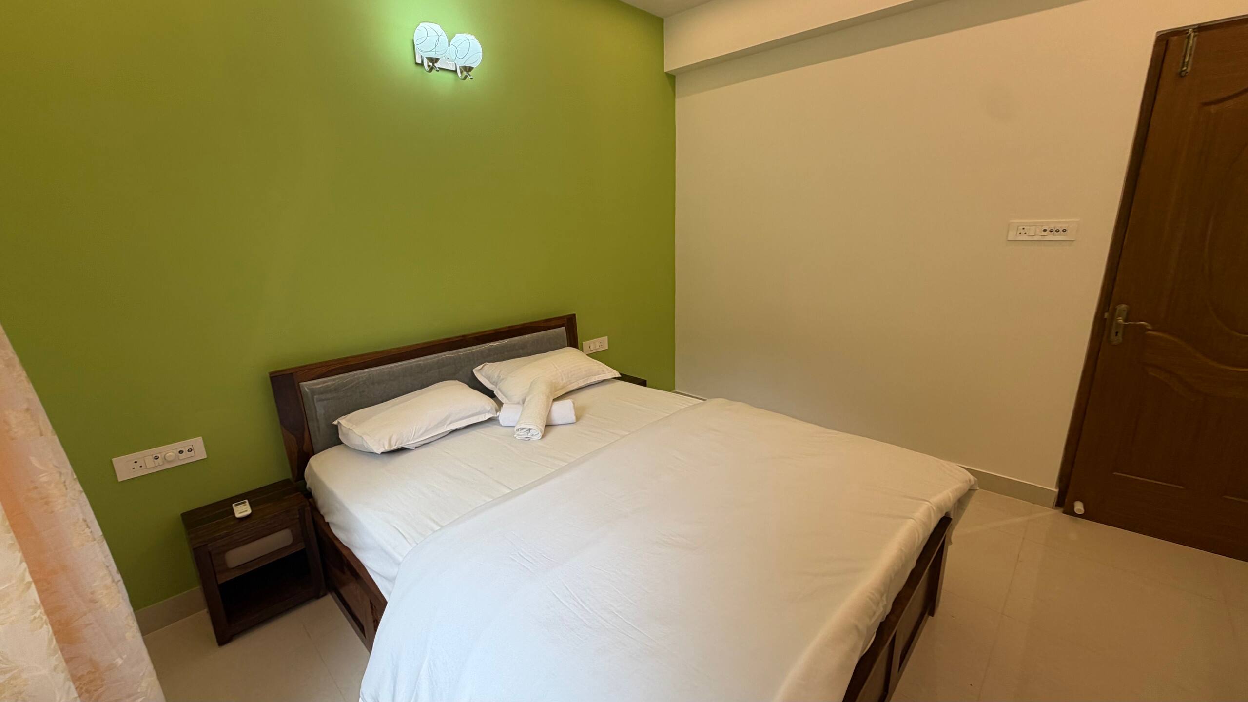 Ahaana by Akaya Collective | 2 BHK | Pool | Beach 15
