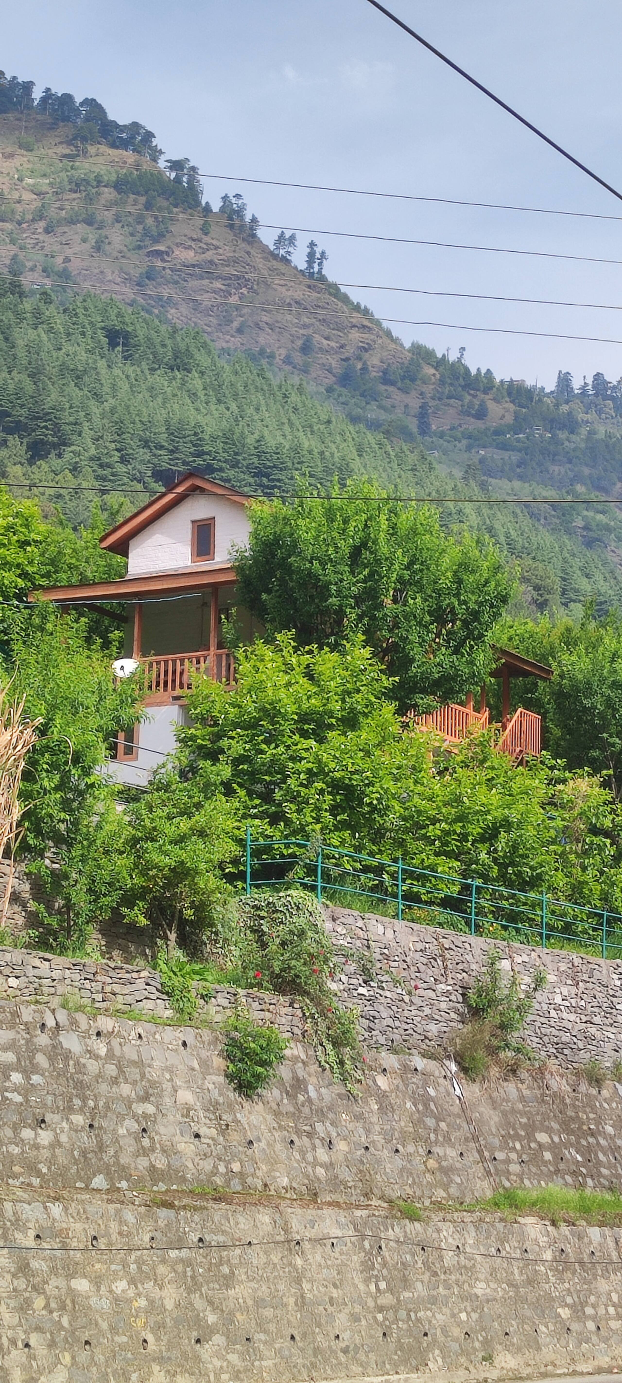 Ojas Wooden Cottages 4