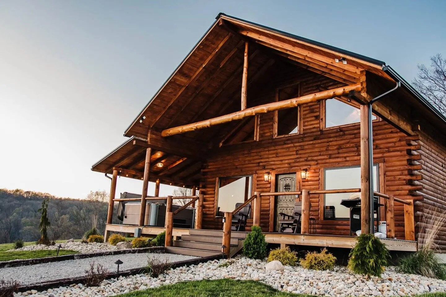 Hocking Hills Stunning Views | Sauna, Pet Friendly — photo 2