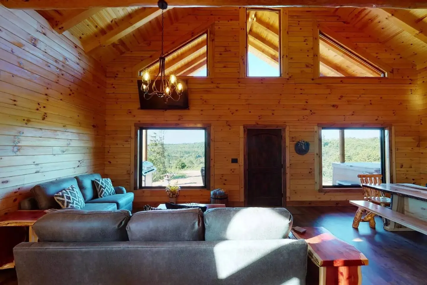 Hocking Hills Stunning Views Sauna, Pet Friendly 16