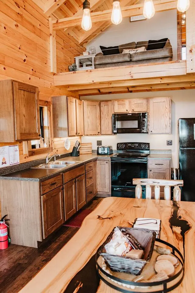 Hocking Hills Stunning Views Sauna, Pet Friendly 17