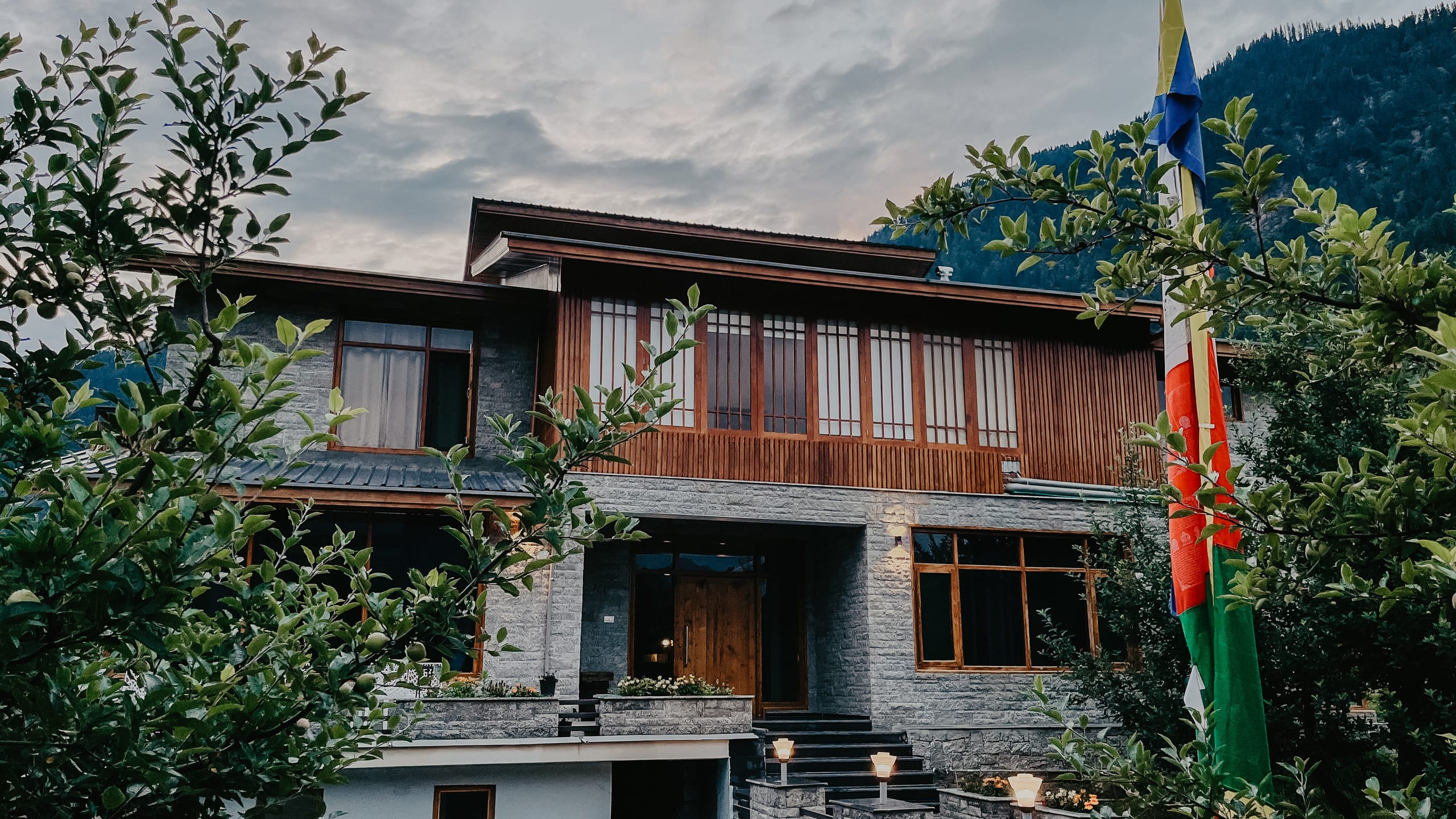 Kaizen Luxe : 6BR Japanese-Style Villa in Manali.