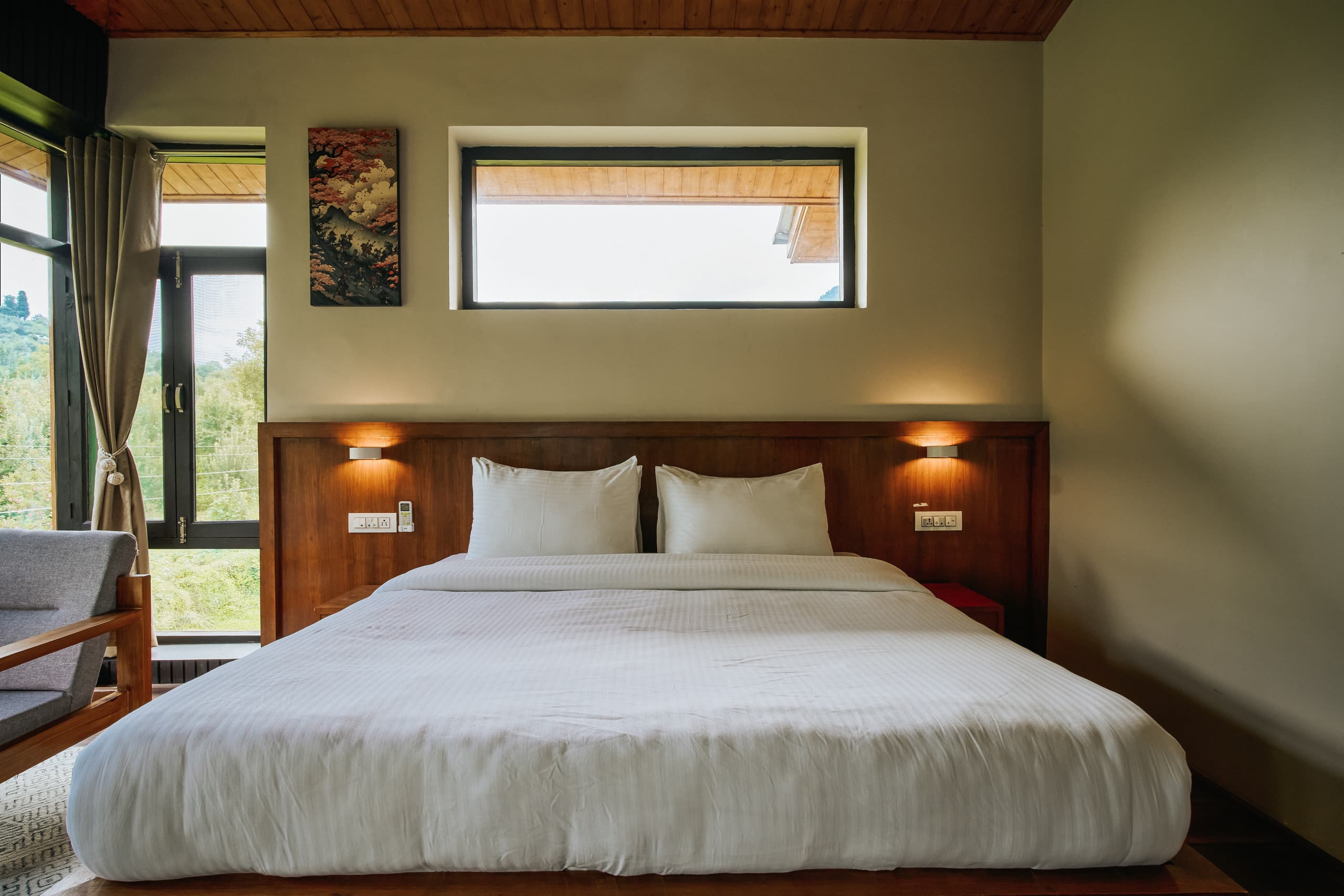 Kaizen Luxe : 6BR Japanese-Style Villa in Manali. 37