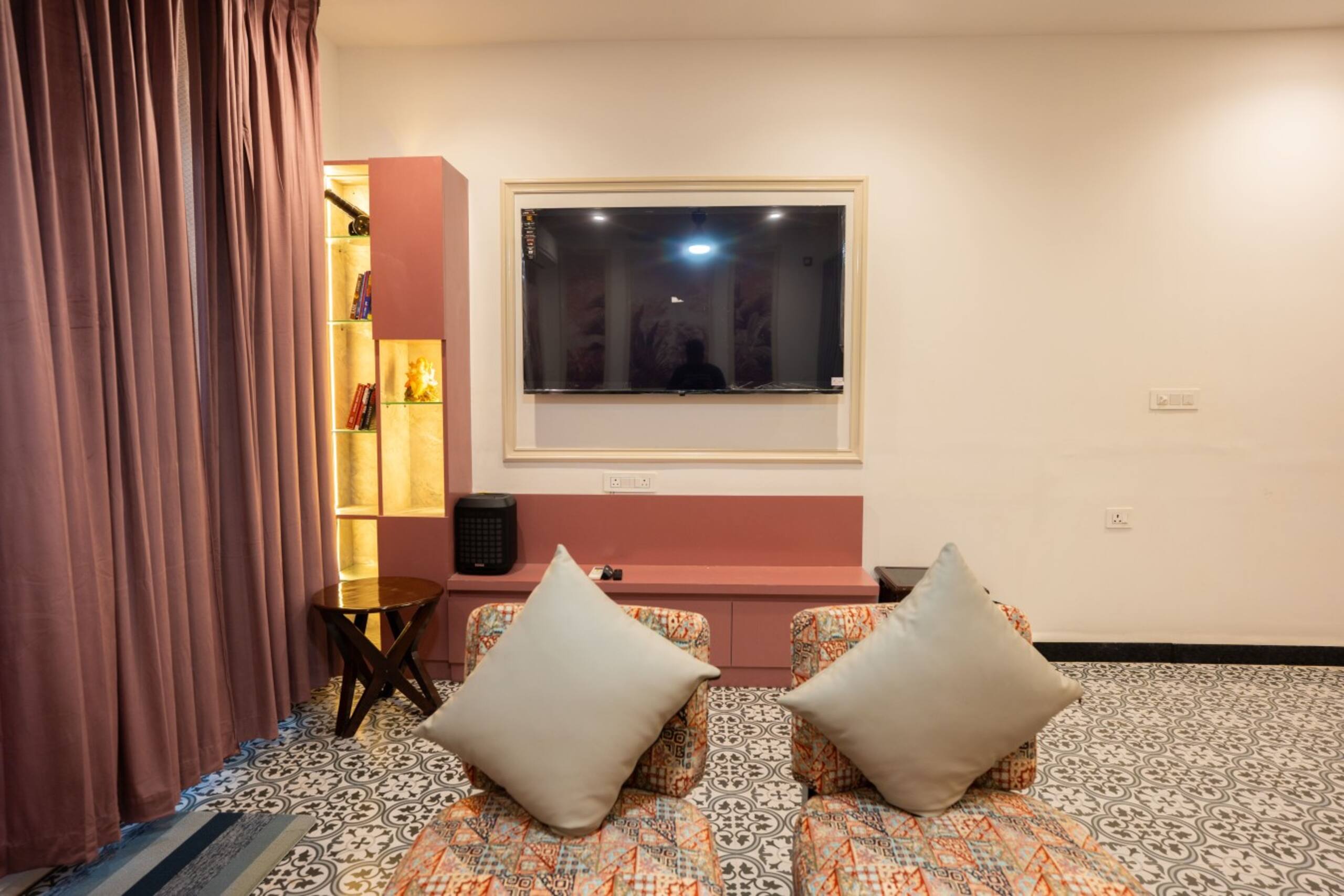 Feel Goa | 6BR Private Pool Villa | 200m to Beach 14
