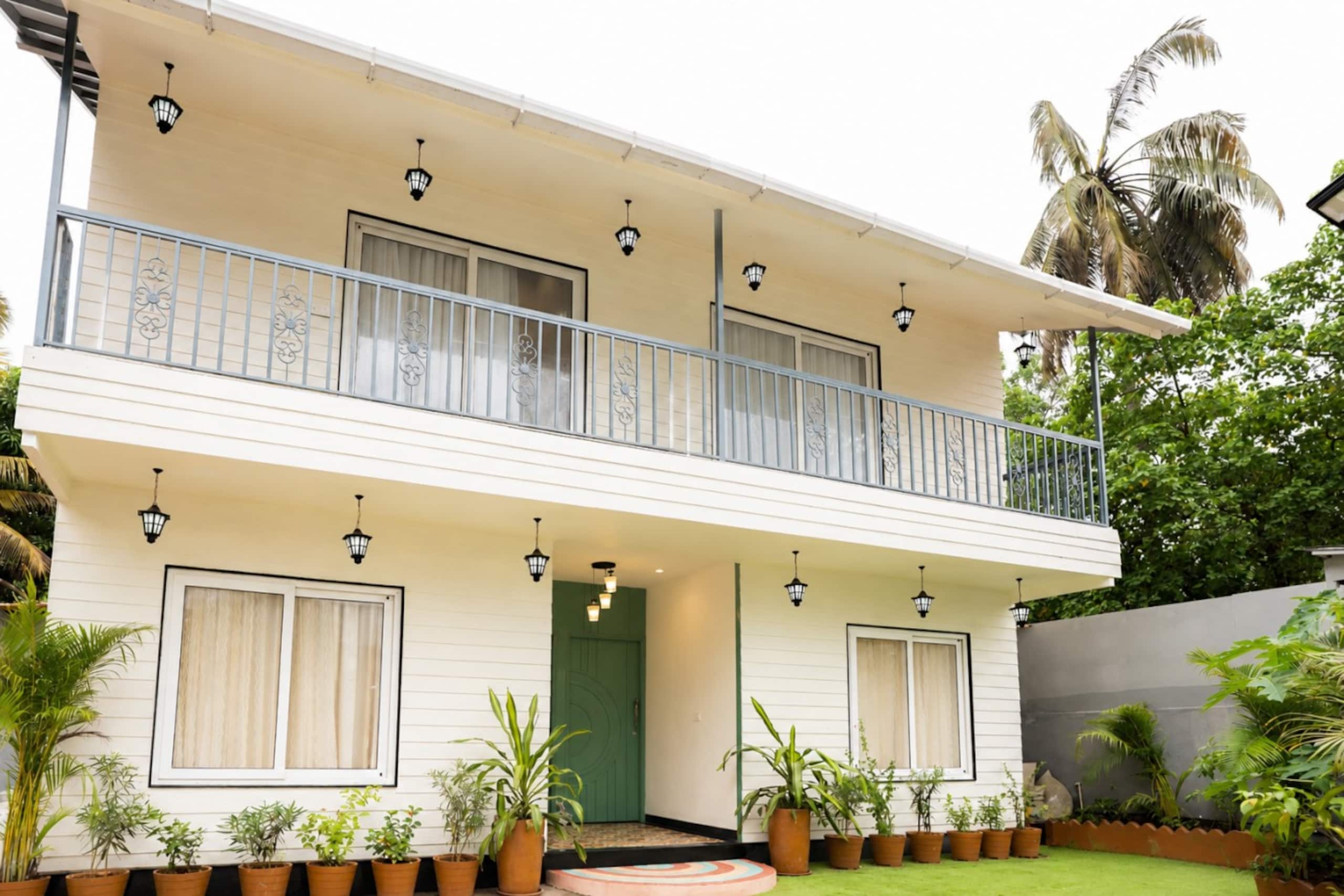 Feel Goa | 6BR Private Pool Villa | 200m to Beach 36