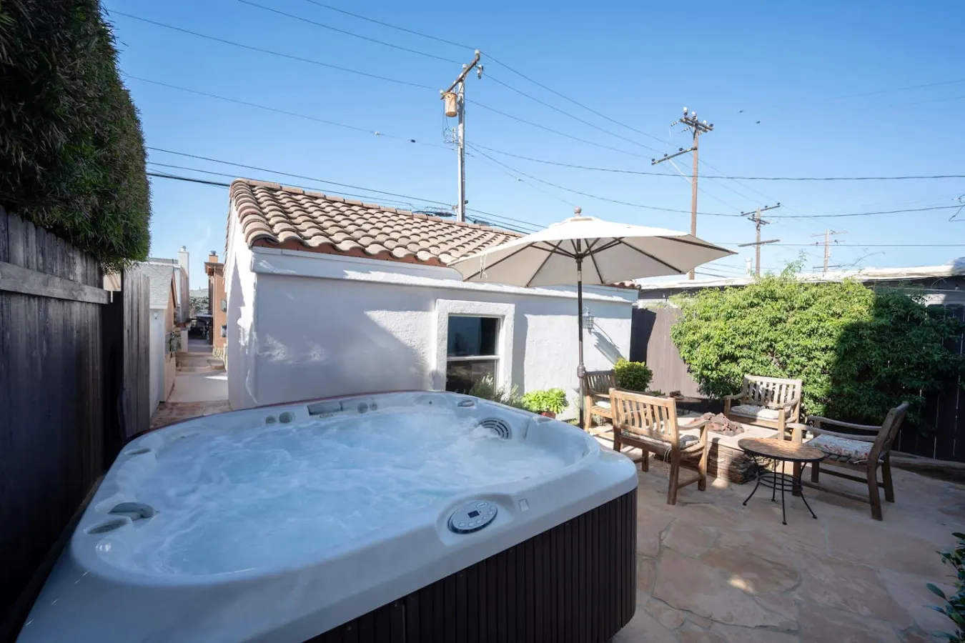 11th St Paradise - Spa, 4Blcks2Beach, Patio View — photo 2