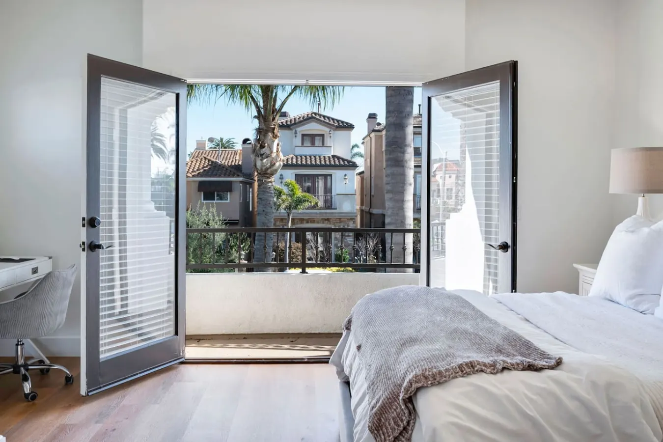 11th St Paradise - Spa, 4Blcks2Beach, Patio View — photo 4