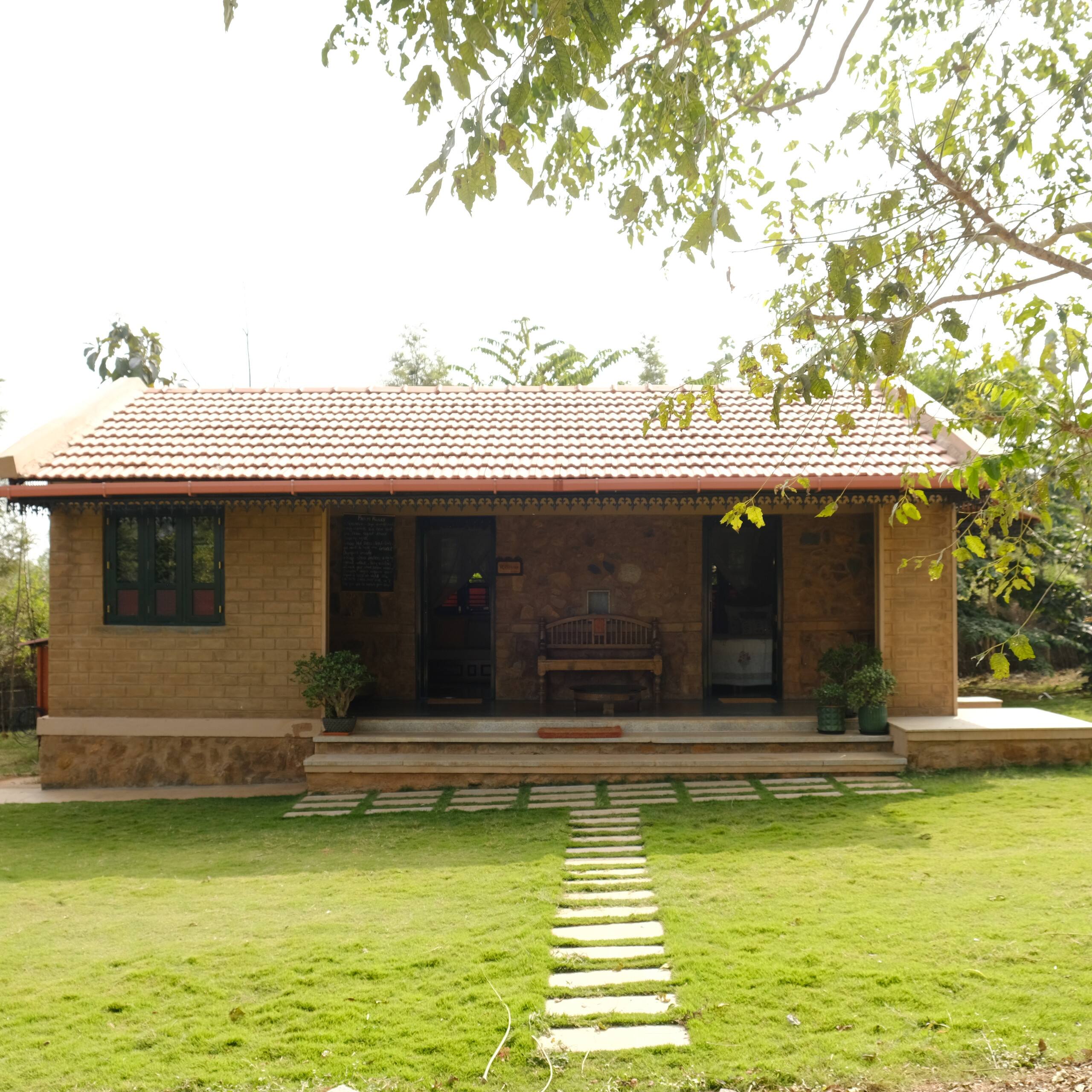 Casa Nassa Raspuri - Two Acre Farmstay in Bangalore 1