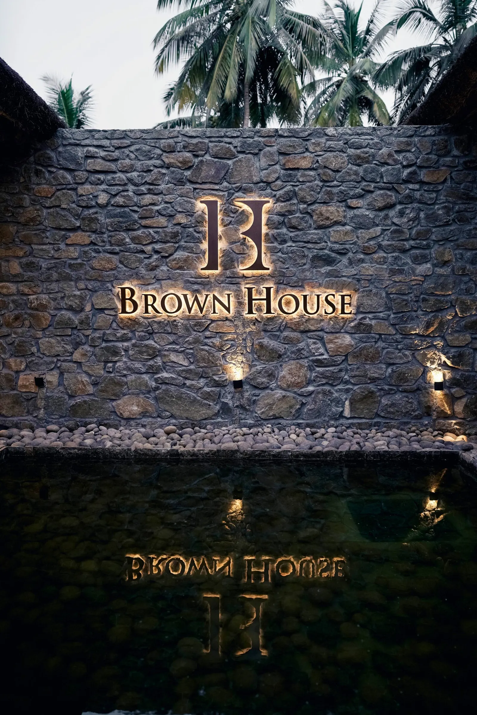 Brown House, Private Pool Villa 1