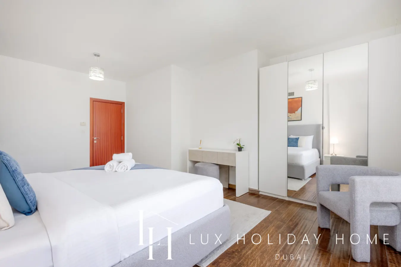 LUX The Murjan Sea View Suite 2 18