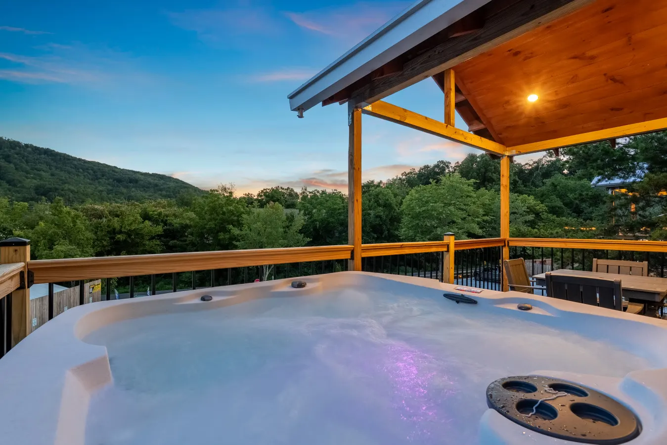 Sugarlands, Treelodge #2 12