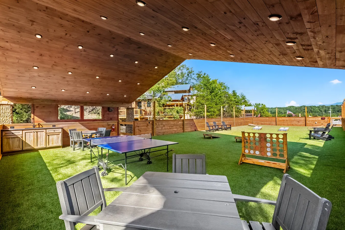 Sugarlands, Treelodge #2 14
