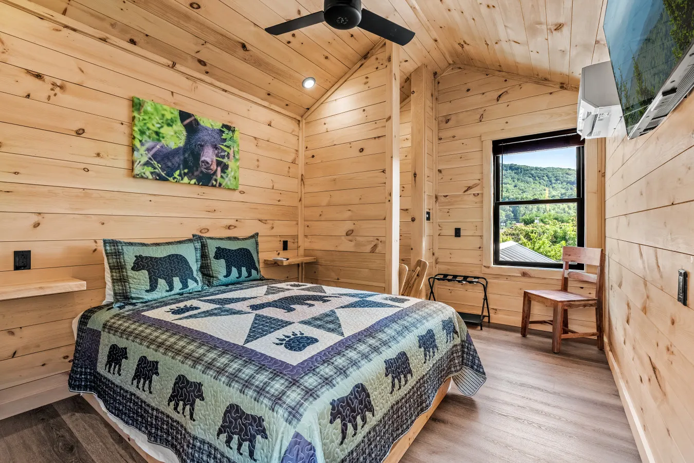 Sugarlands, Treelodge #2 6