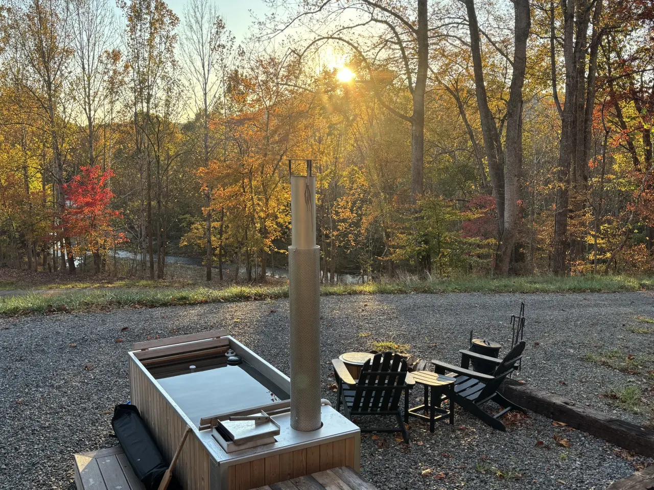 Luxury Mountain Tiny Home #3: Hot Tub, River, Views
