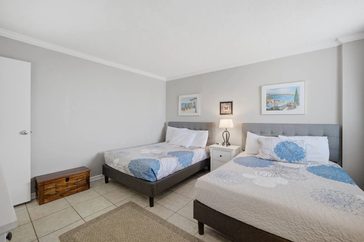 North End Oceanfront Condo with Sunrise Views 18