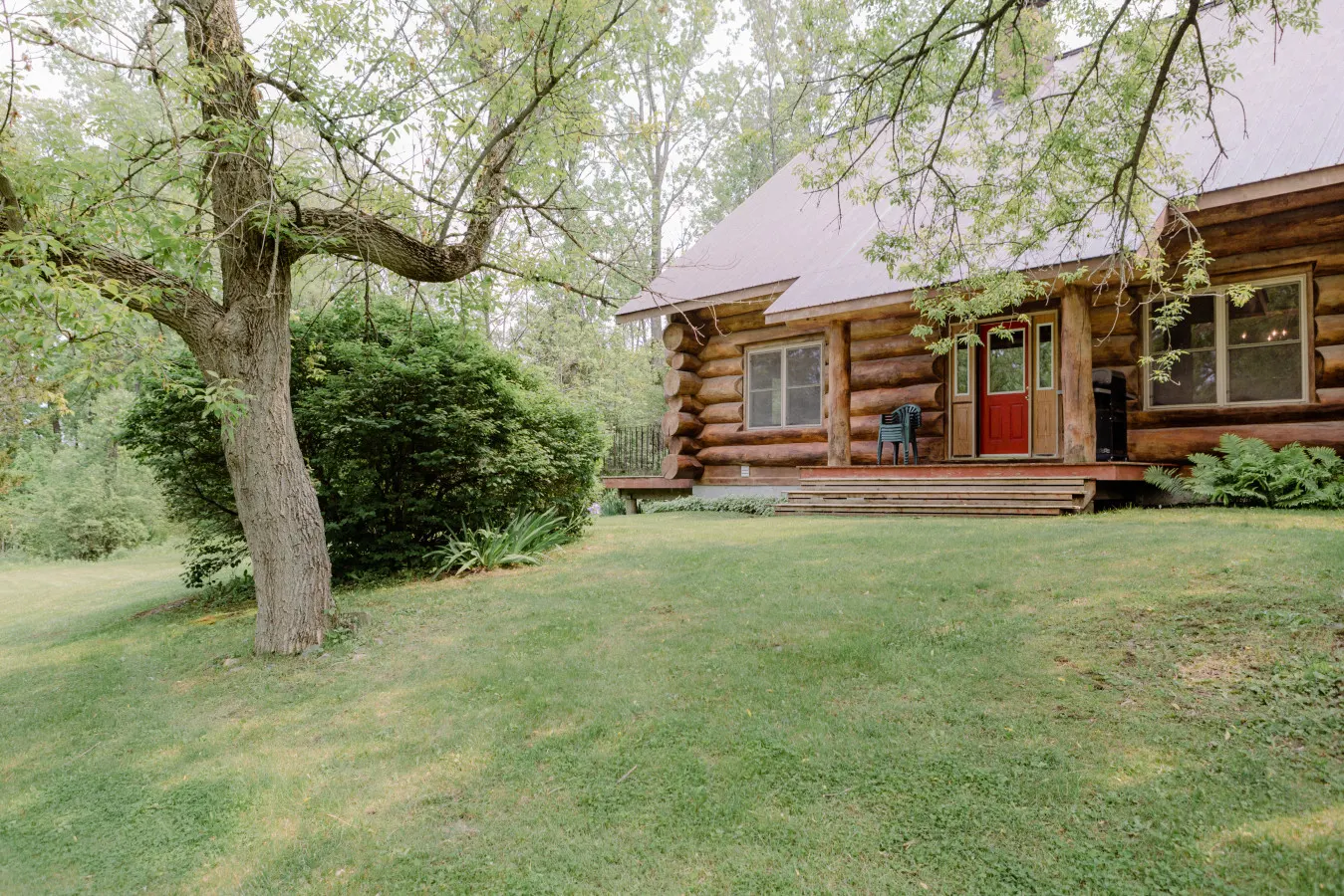 The Cedar Crest Log House