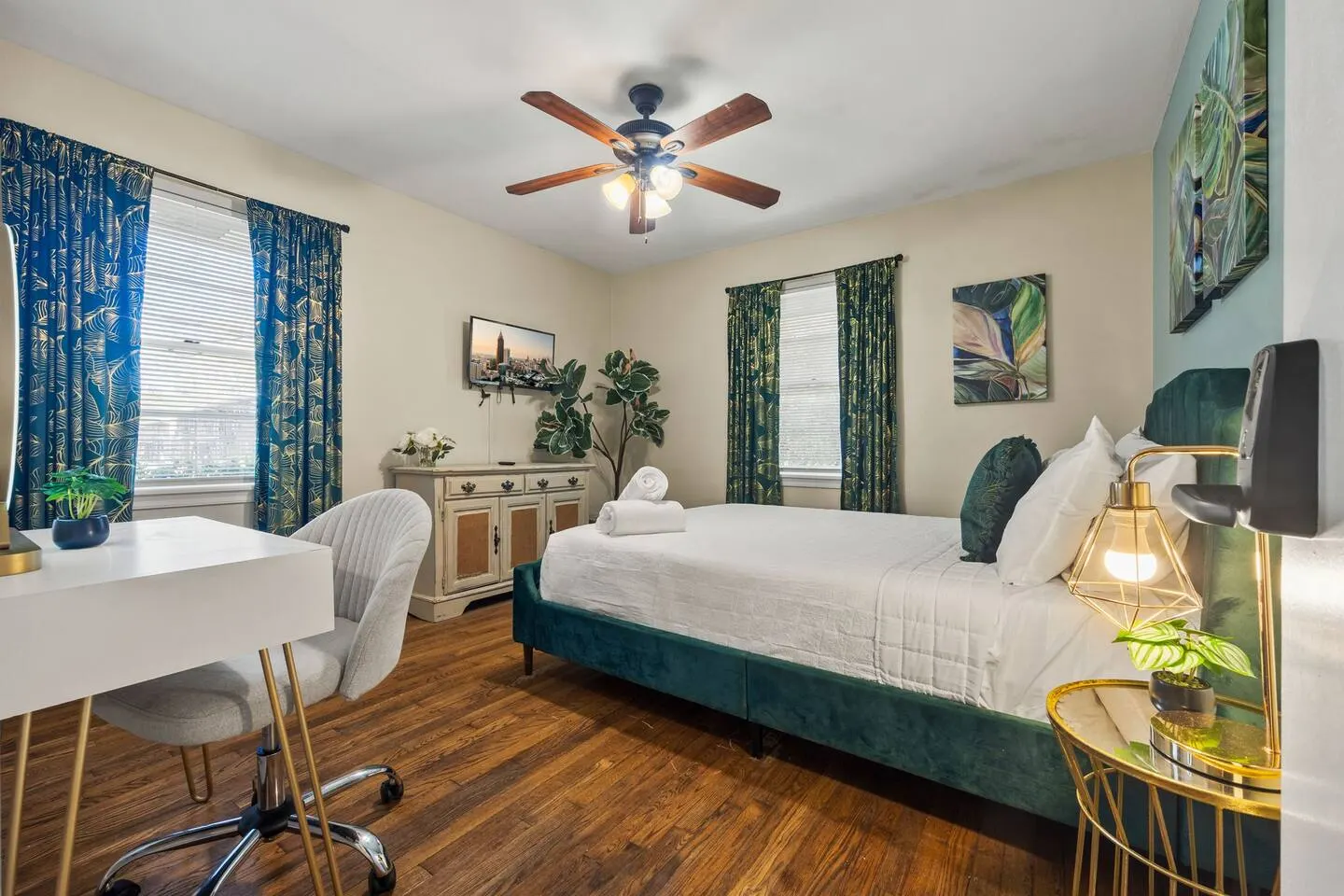 Pet-Friendly 2BR Duplex Near Buckhead ATL — photo 2