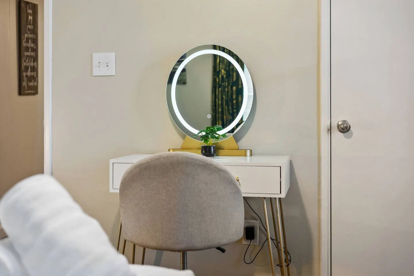 Pet-Friendly 2BR Duplex Near Buckhead ATL 20