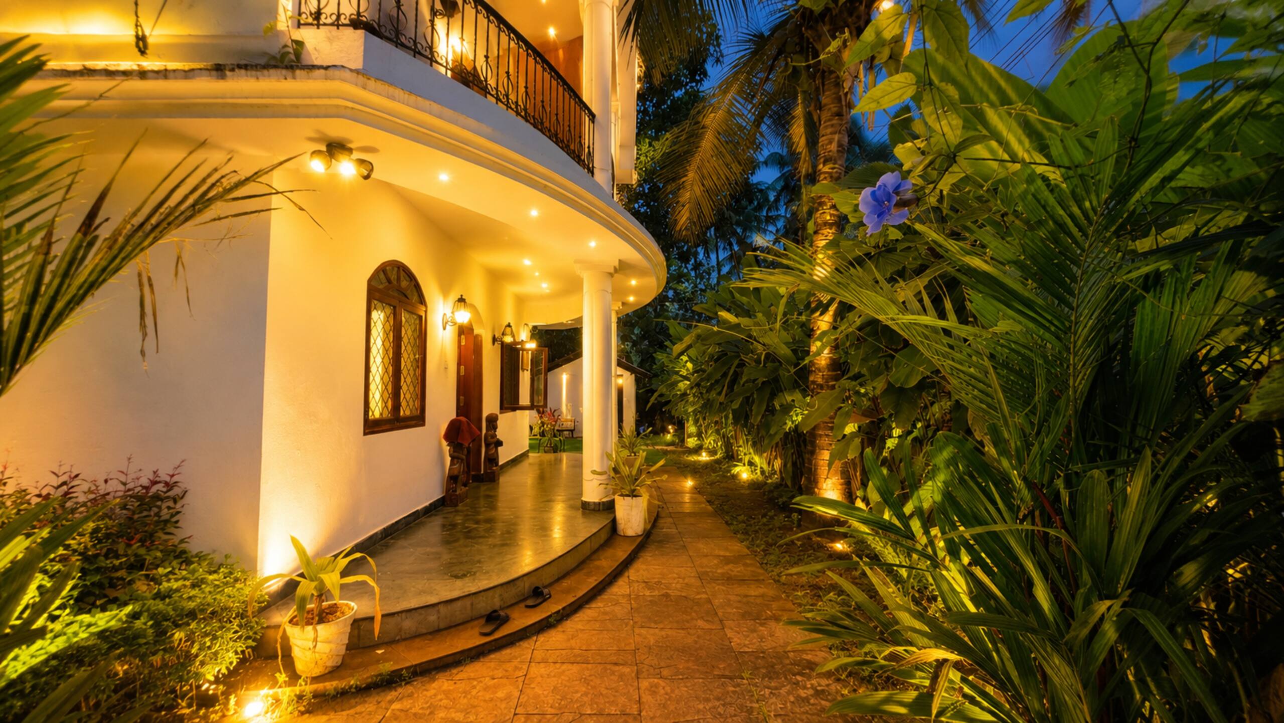 4bhk independent private pool villa 12
