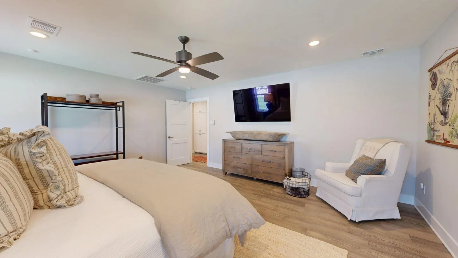 12th Man on Dexter: Walk to Kyle Field, Modern 4-BR 16