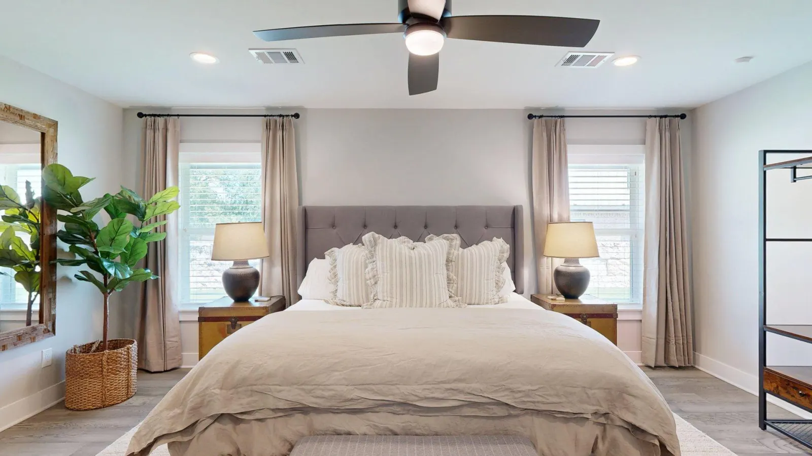 12th Man on Dexter: Walk to Kyle Field, Modern 4-BR 17