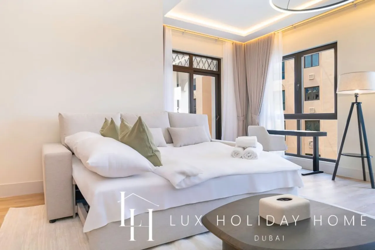 LUX The Burj Khalifa View Downtown Suite 9
