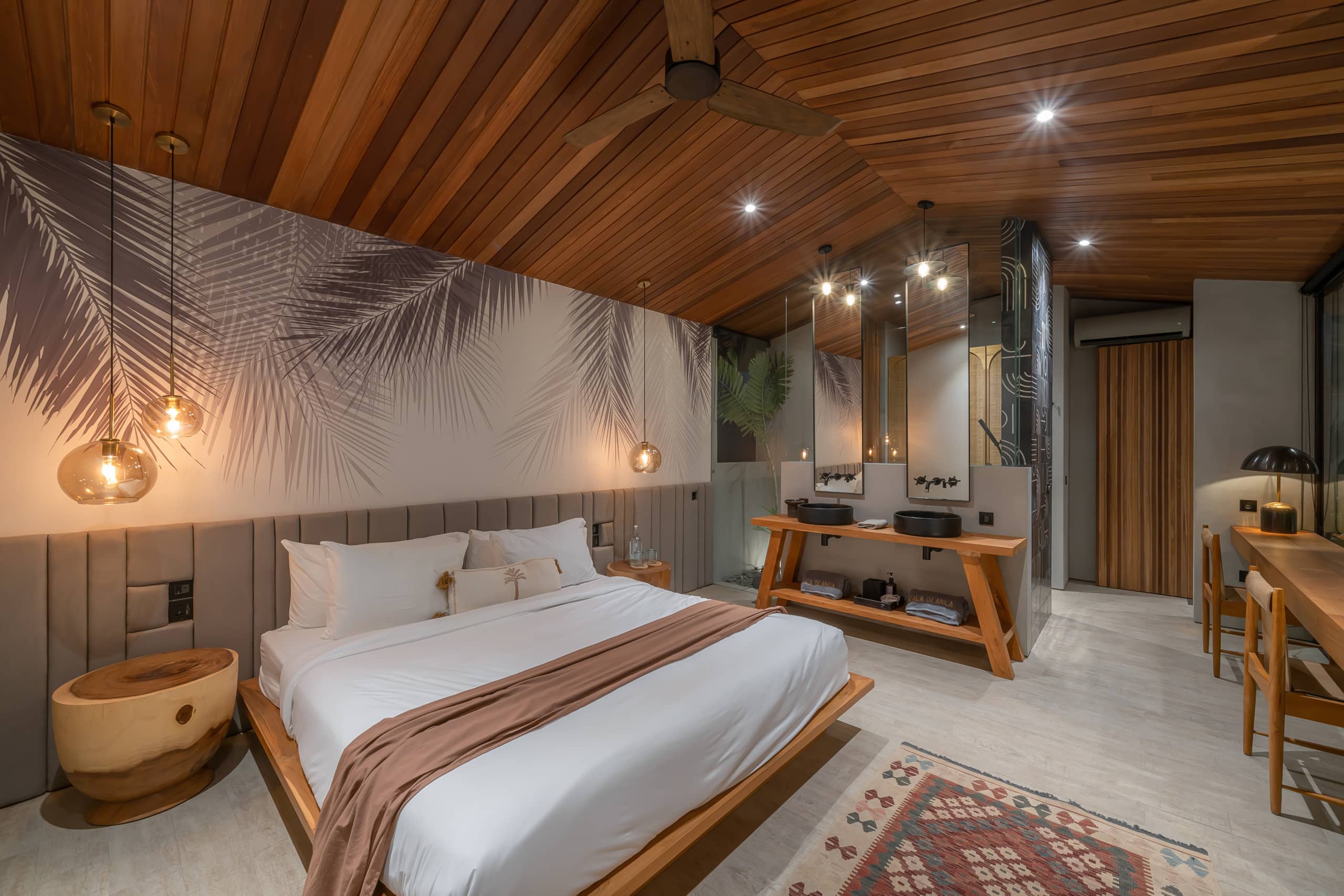 Cala Blanca - Luxury Tropical Escape in Pererenan — photo 3