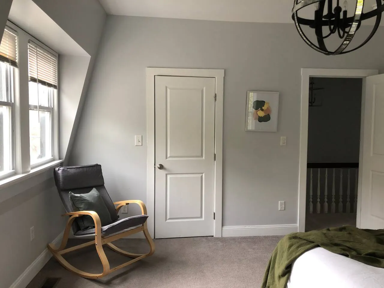 Renovated 2B w/Balcony by OTR, UC, Findlay Market 16