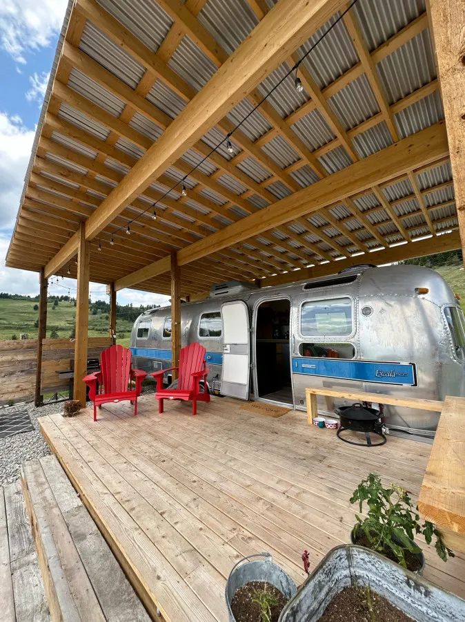 Flint Rock Ranch - The Big Airstream