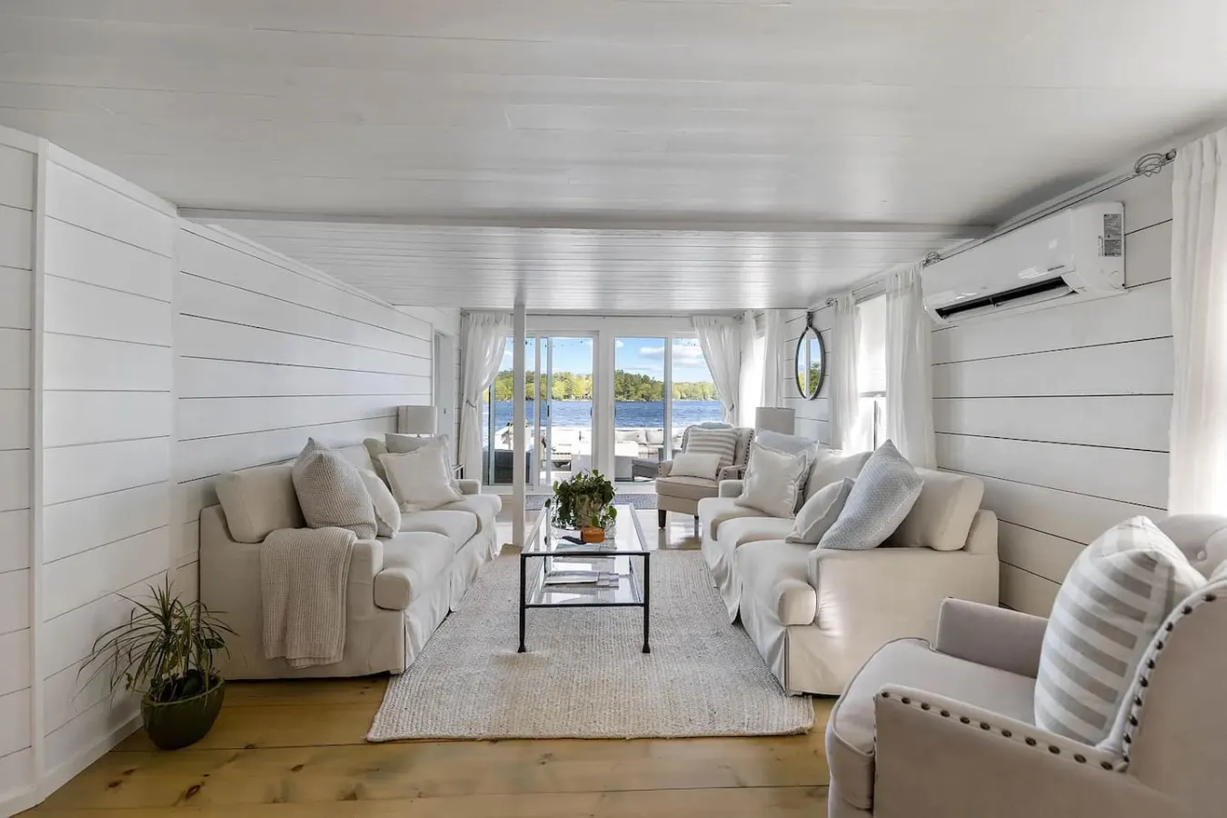Vista Lake House- Beachfront on Highland Lake 9
