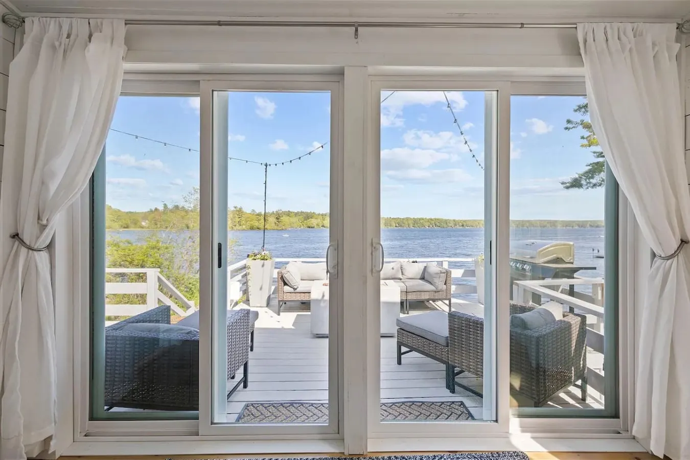 Vista Lake House- Beachfront on Highland Lake 11
