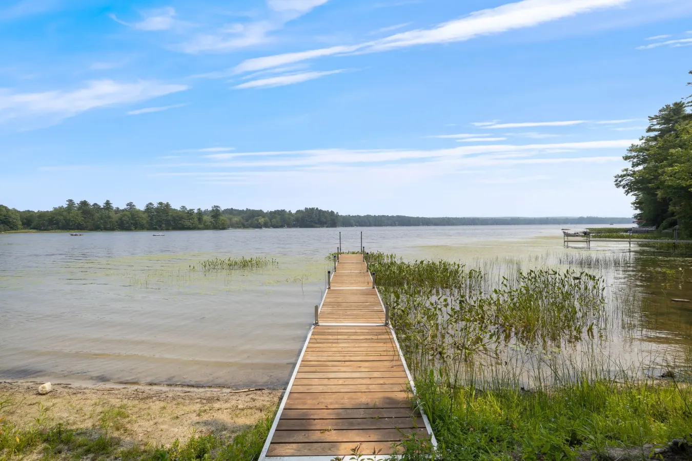 Vista Lake House- Beachfront on Highland Lake 3