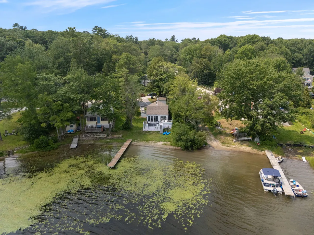 Vista Lake House- Beachfront on Highland Lake 4