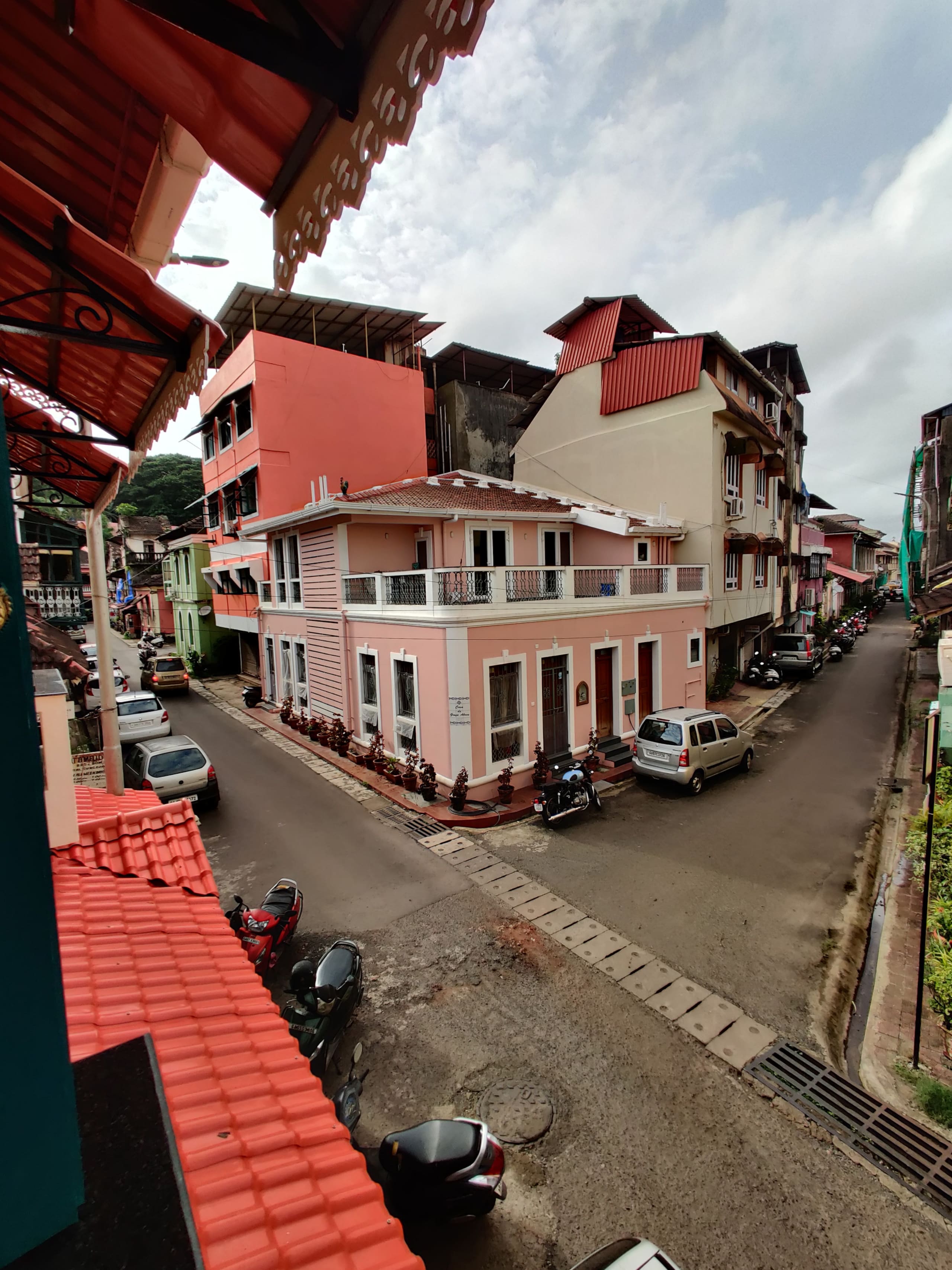 Heritage rooms in Fontainhas 24